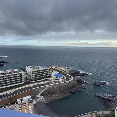 Modern Design & Panoramic Views - Fully Renovated In Playa Paraiso, Tenerife